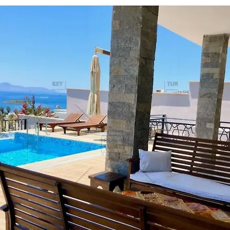 Bodrum - 5 Bedrooms With Heated Pool Turgutreis